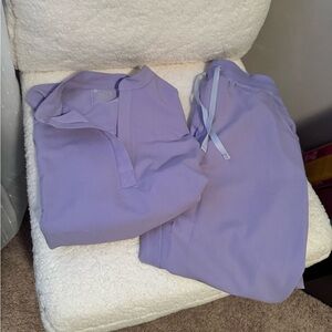 Figs Lavender Dew Zamora ™ High Waist Jogger Pants- M and Rafaela Scrub Top- S